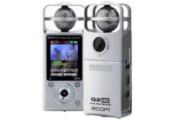 ZOOM Q2HD HANDY RECORDER HD VIDEO & BROADCAST QUALITY AUDIO