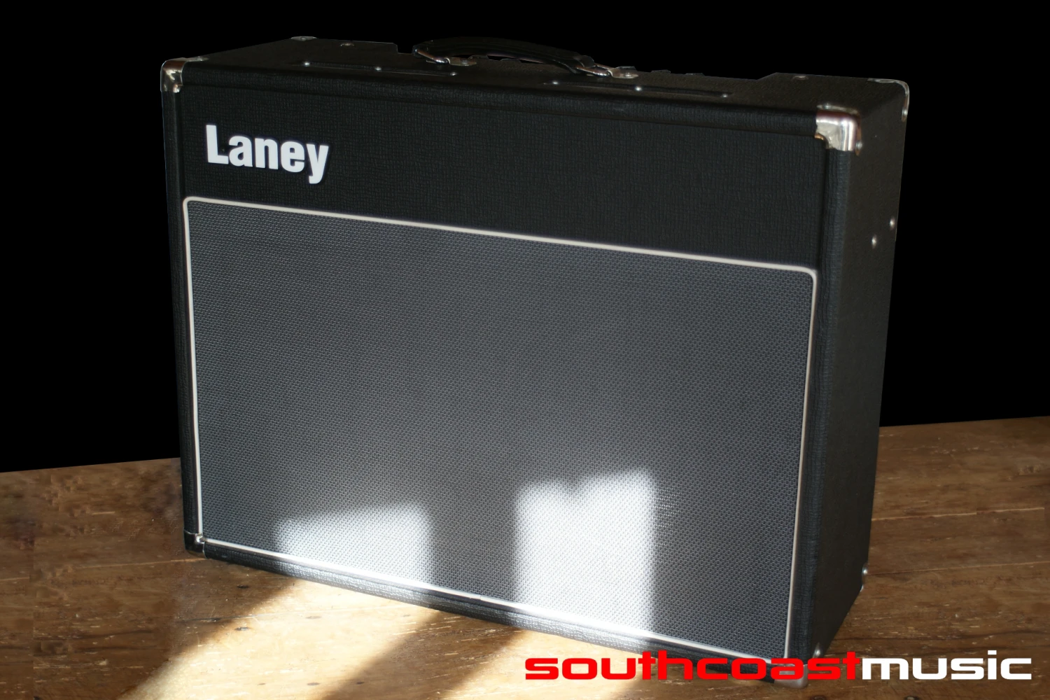 Laney VC30-212 Class A Electric Guitar Amplifier 2 X 12 Inch 30 Watt Combo Amplifier Designed In The UK Hand Made In China 3 Laney VC30-212 Class A Electric Guitar Amplifier 2 X 12 Inch 30 Watt Combo Amplifier Designed In The UK Hand Made In China - Image 3