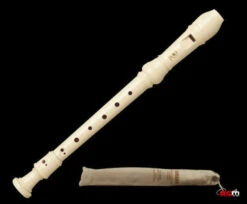YAMAHA YRS24B DESCANT/SOPRANO RECORDER